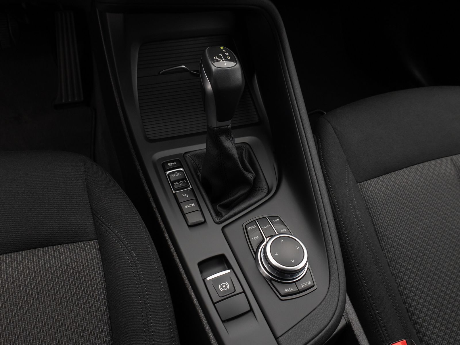 Fahrzeugabbildung BMW X1 xD25e Parkassist DAB LED Geschwindigkeitsreg