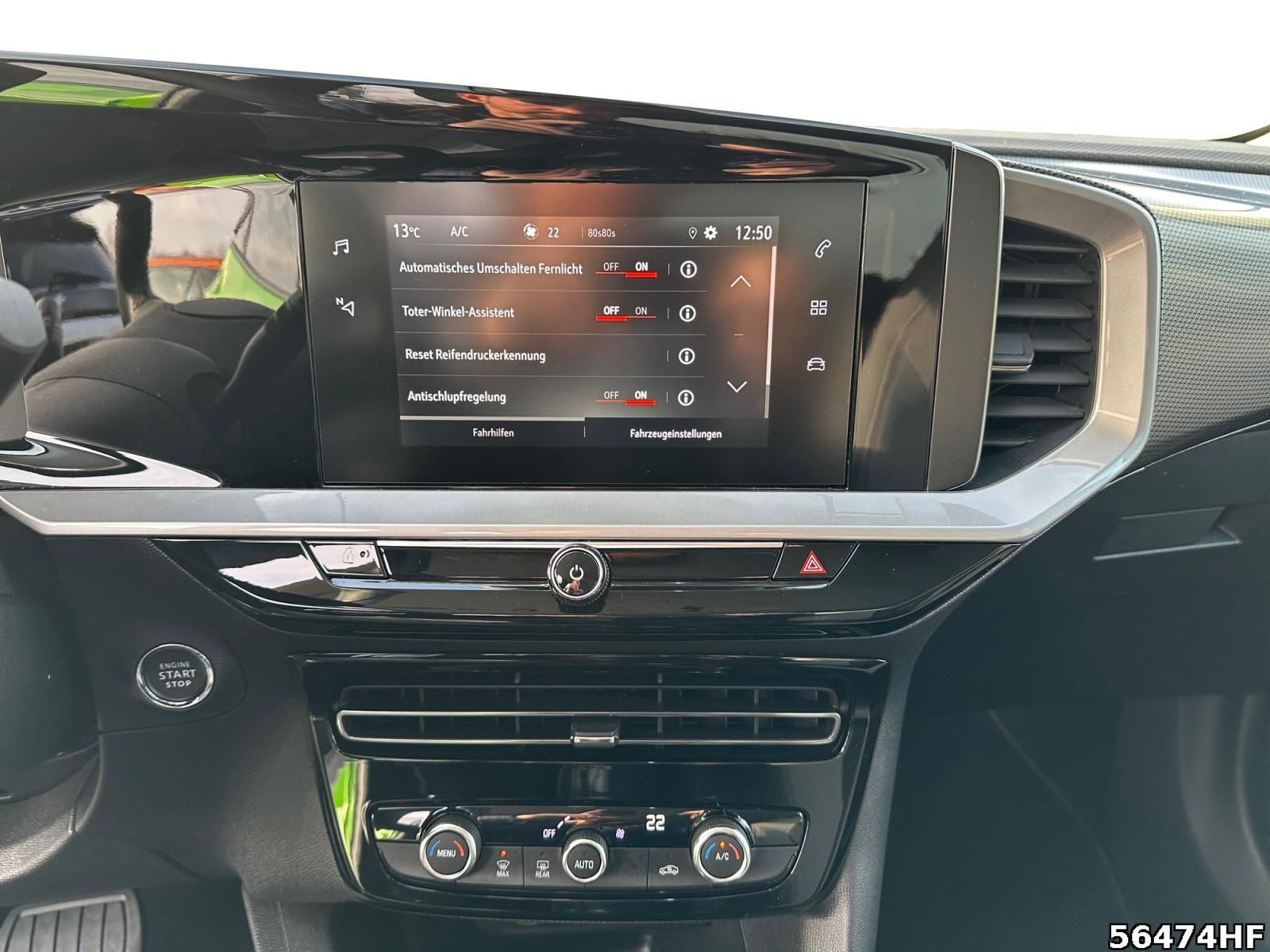 Fahrzeugabbildung Opel Mokka-e elektro, Elegance