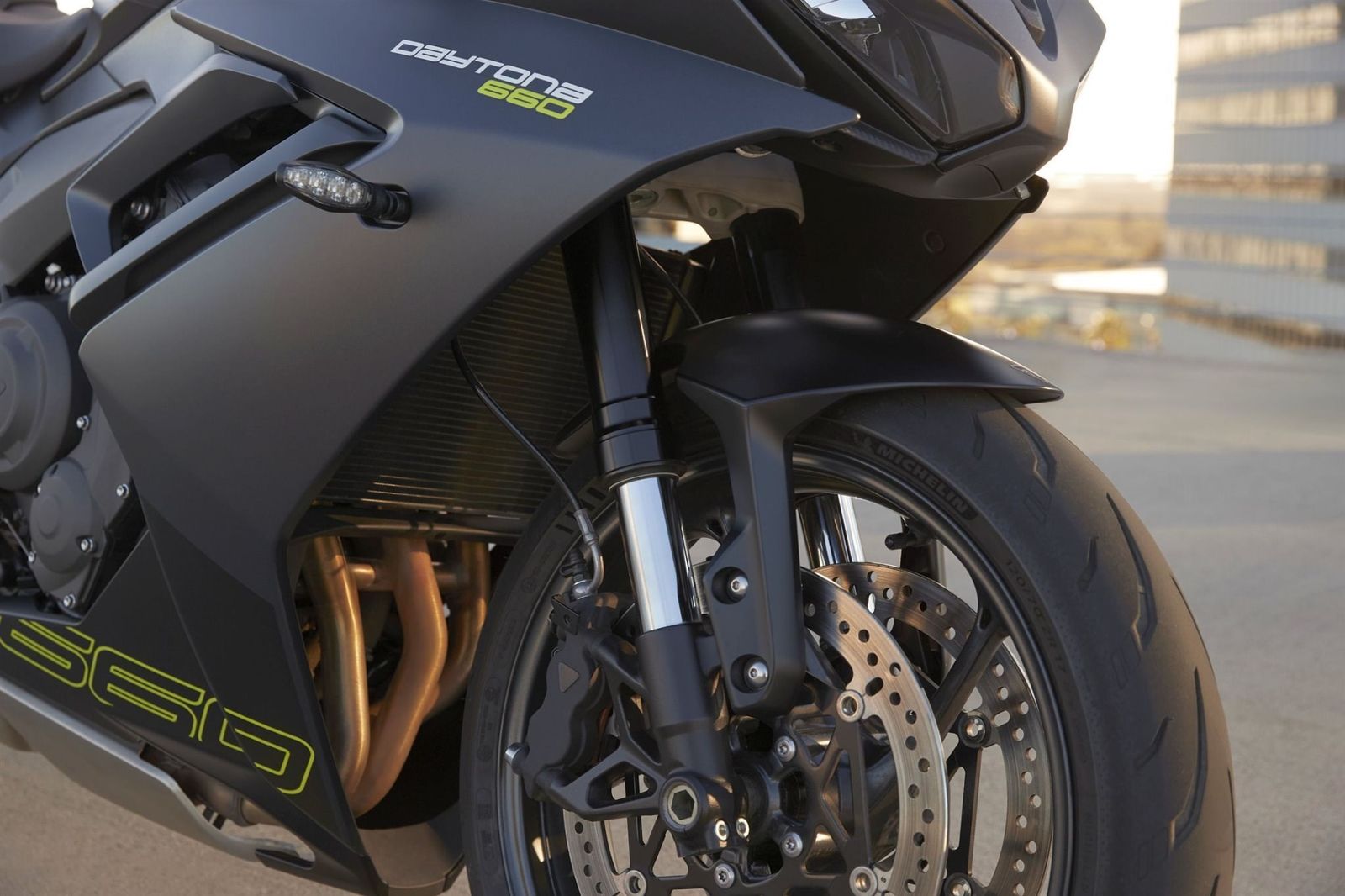 Fahrzeugabbildung Triumph Daytona 660