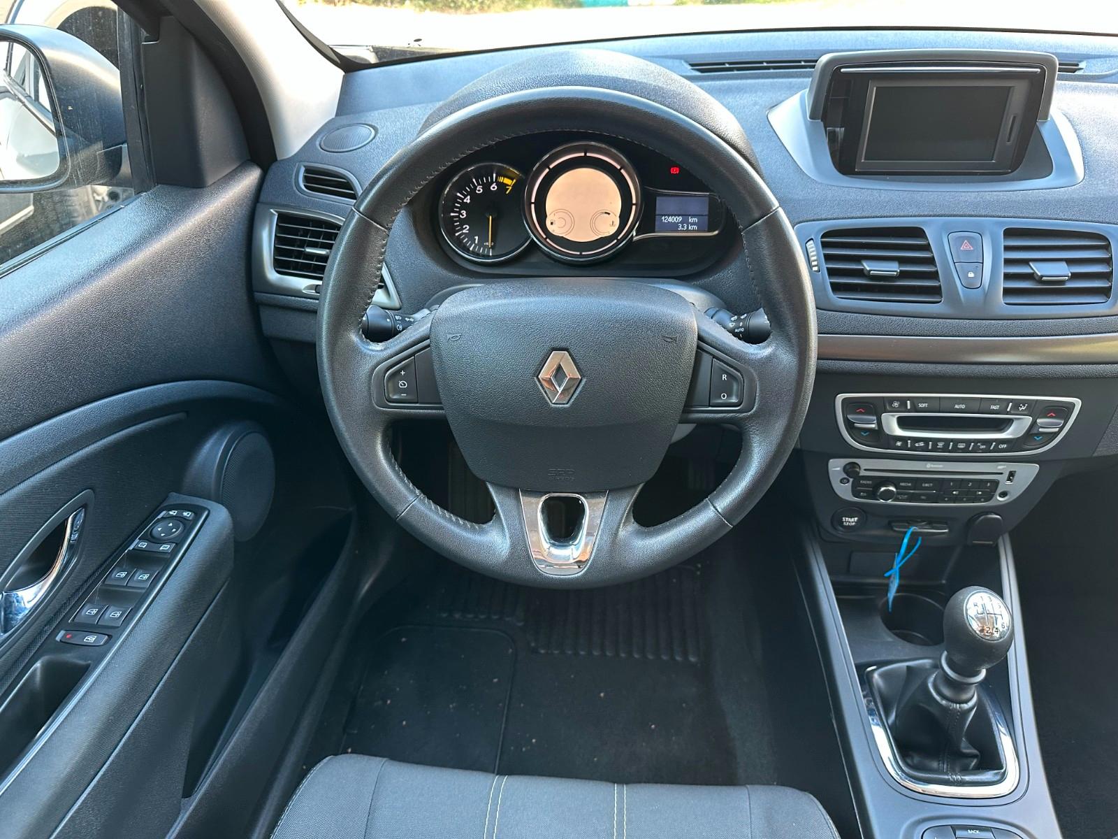 Renault Megane III Grandtour Paris