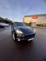 Porsche Cayenne Diesel  Luftfederung PASM PCM - Porsche Cayenne aus 2012 mit Diesel-Antrieb