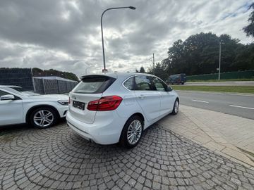 BMW 220 - 5