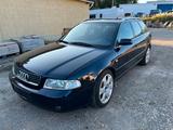 Audi a4 b5 1.8t quattro - Audi A4 aus 2000: Kombi