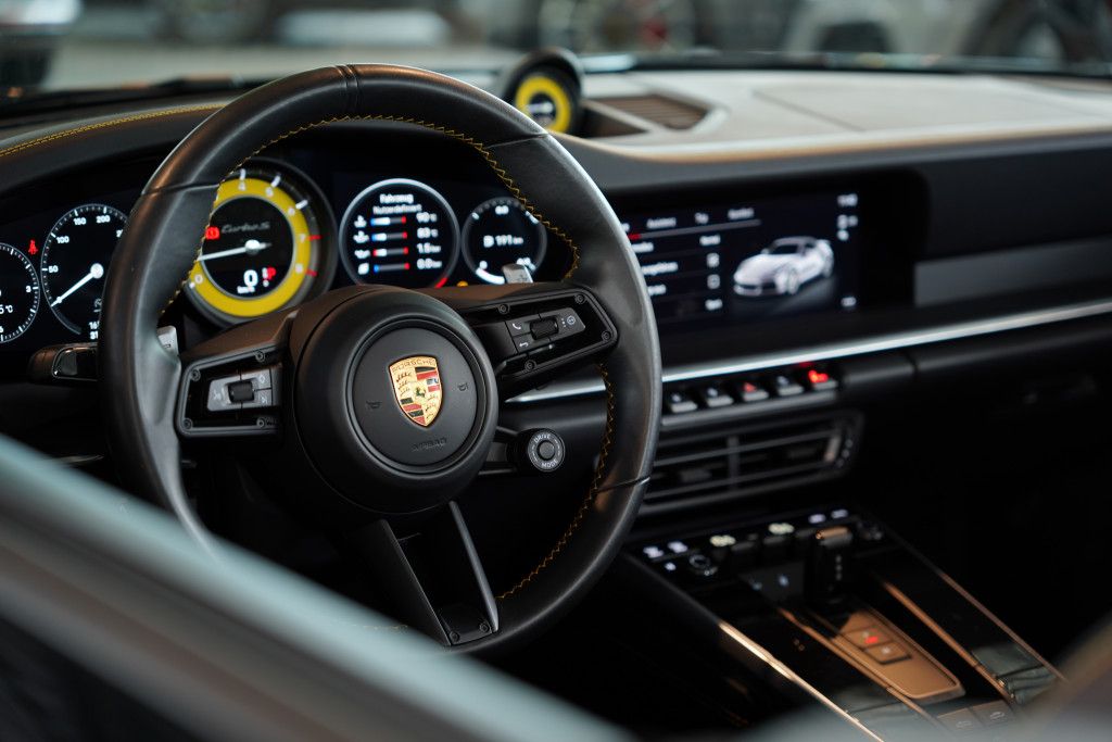 Porsche 992