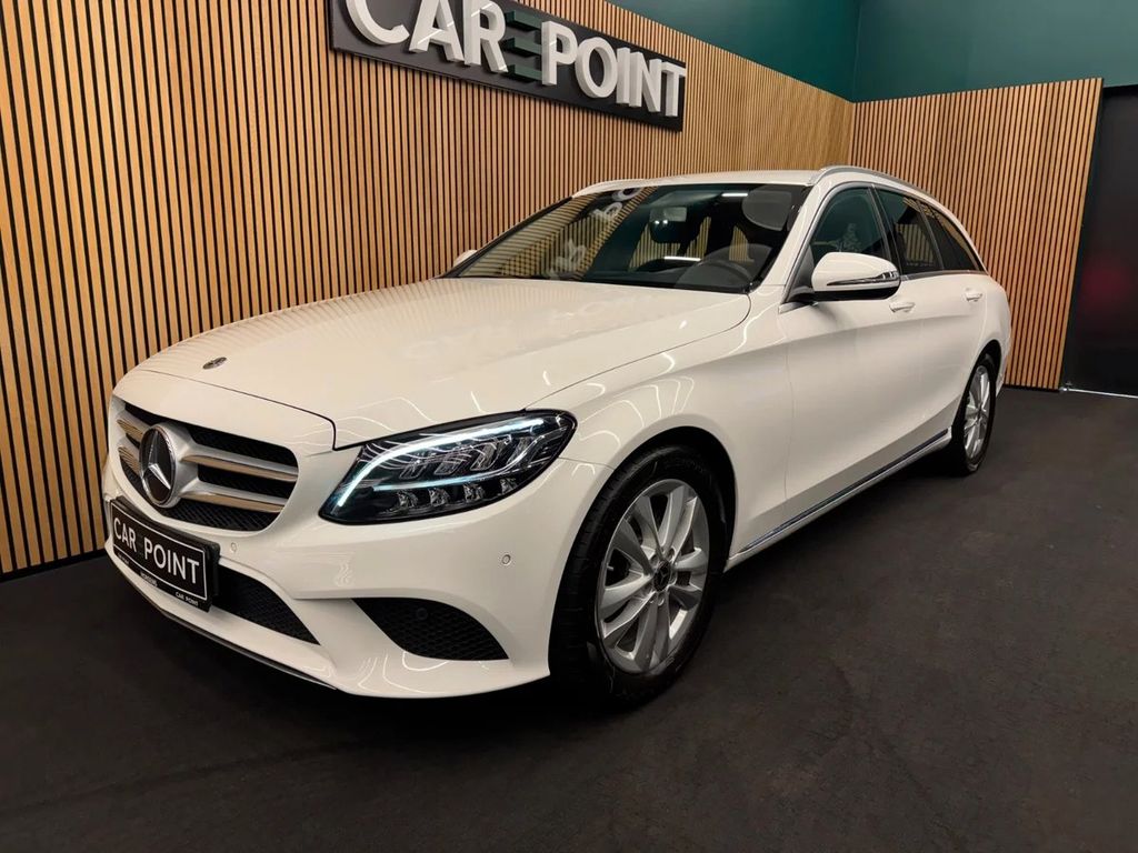 Image of Mercedes-Benz C 200