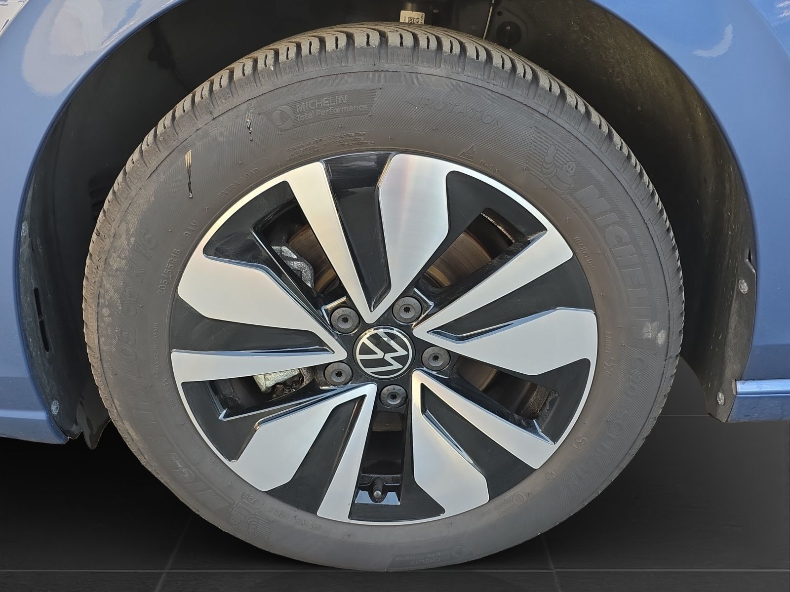 Volkswagen Golf - Bild 7