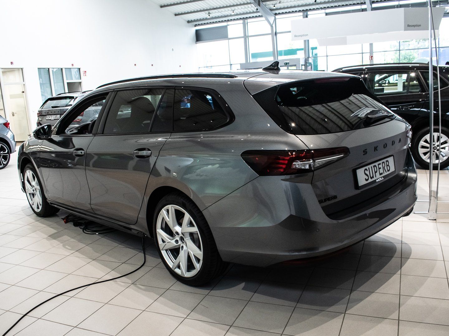 Skoda Superb - Bild 3