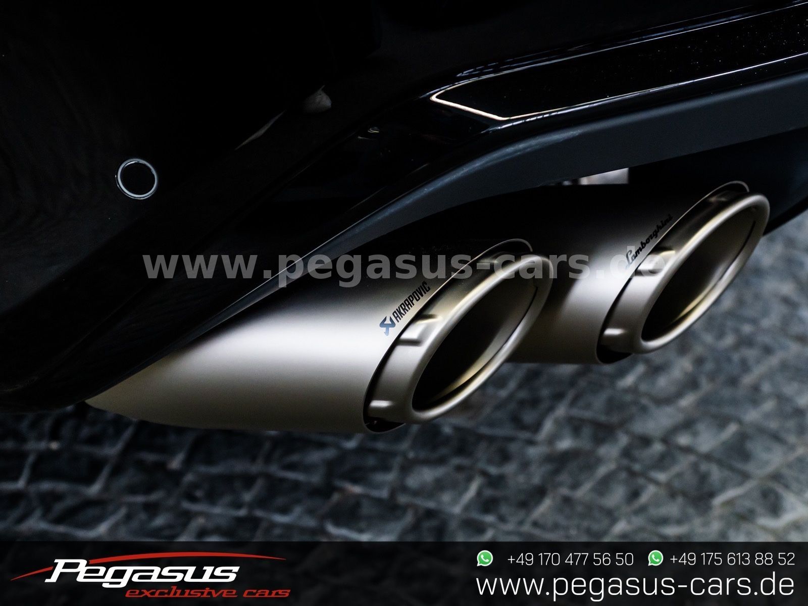 LAMBORGHINI Urus - 12