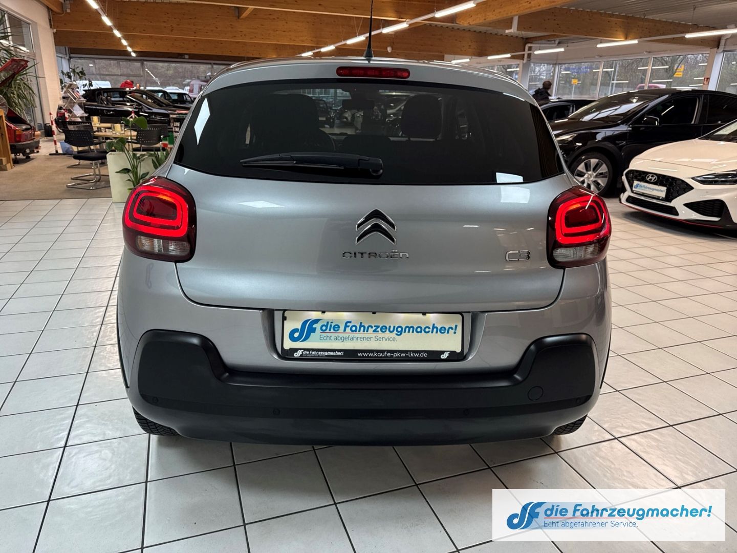 Fahrzeugabbildung Citroën C3 C-Series LED Klimaautom DAB SHZ Spurhalteass.