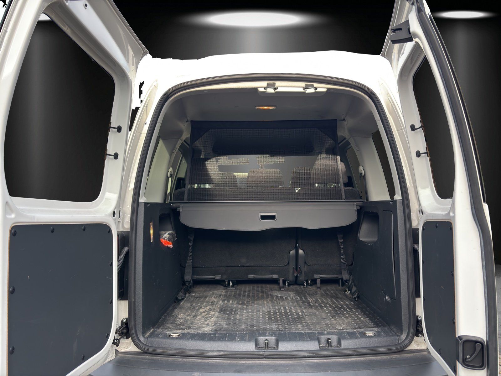 Fahrzeugabbildung Volkswagen Caddy 1.4 TSI Trendline OPF (EURO 6d-TEMP)