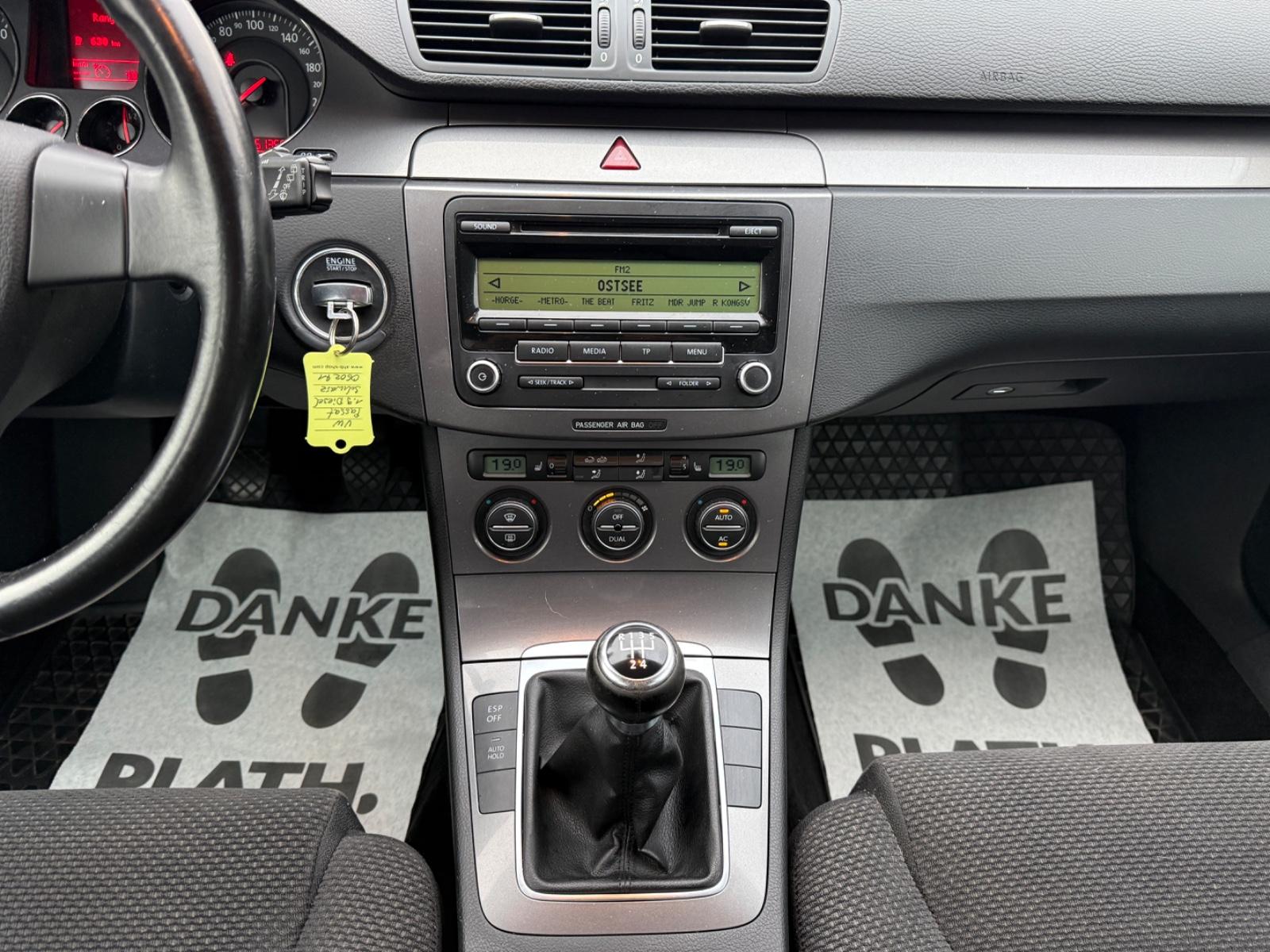 Volkswagen Passat 2008 — photo 17