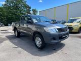 Toyota Hilux Extra Cab 4x4 - Toyota Hilux: Extra Cab