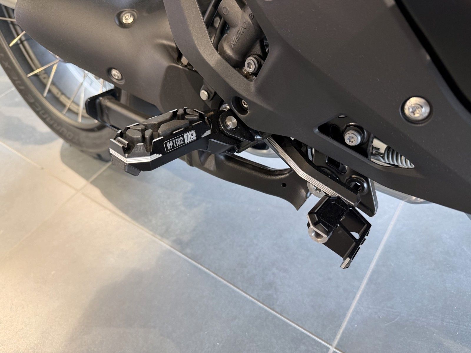Fahrzeugabbildung BMW R 1300 GS ASA Option 719 Voll.