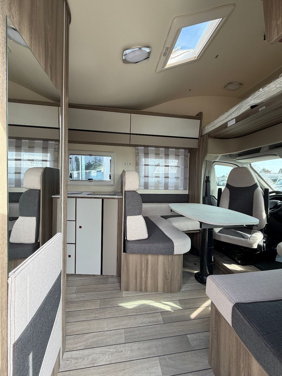 Fahrzeugabbildung Roller Team Kronos 290 M Sport