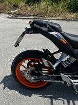 KTM Duke 390 A2 Umbau - NAKED BIKE VON 251 BIS 500 CCM
