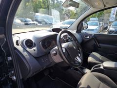 Fahrzeugabbildung Kangoo Limited Deluxe 1.5 dCi 90 EDC FAP