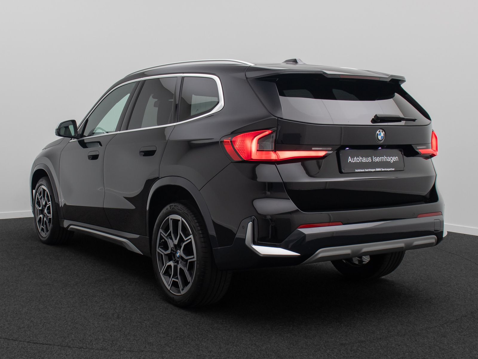 Fahrzeugabbildung BMW X1 sD18d xLine 360° HUD DAB Komfort Panorama 19"