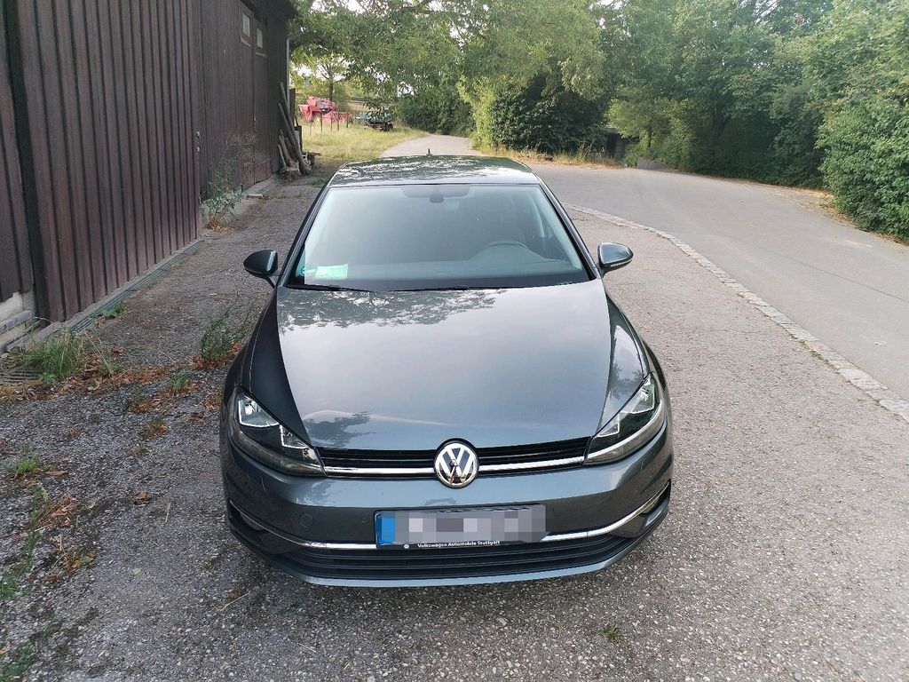 Image of Volkswagen Golf