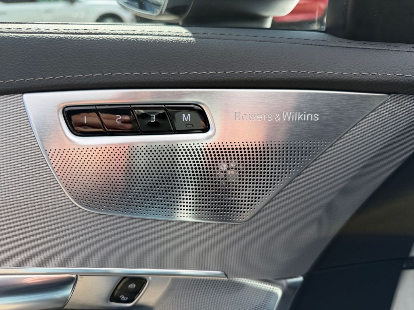 Volvo XC90 Ultra Dark Recharge Plug-In Hybrid AWD 7-Si foto 15