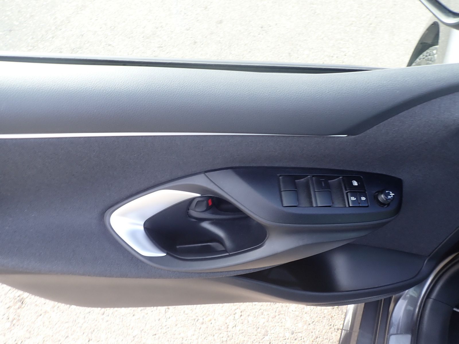 Fahrzeugabbildung Toyota Yaris Hybrid Team Deutschland