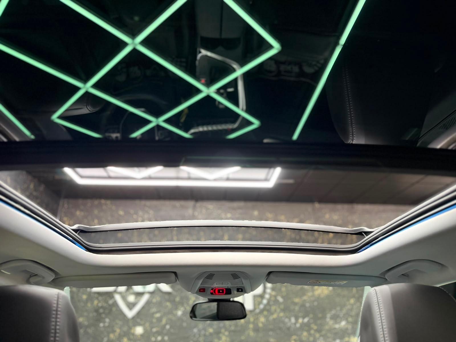 Peugeot 3008 Allure/2HND/PANO/SHZ