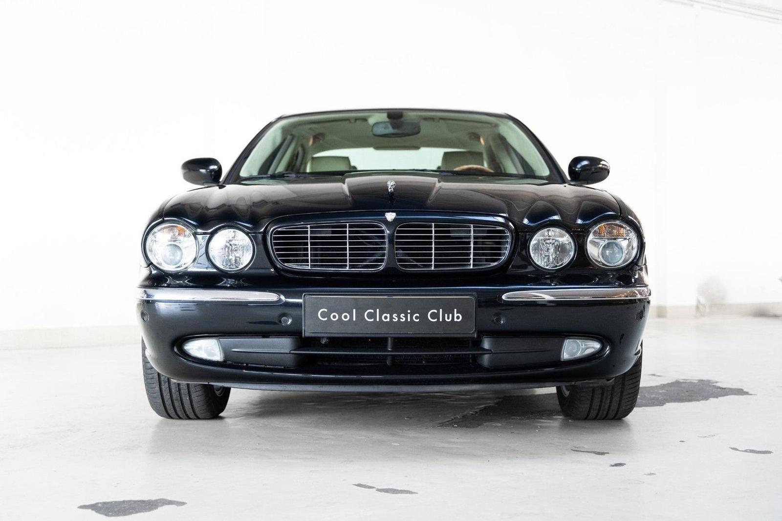 Jaguar XJ 3.5 V8 - Low Mileage - R Design -