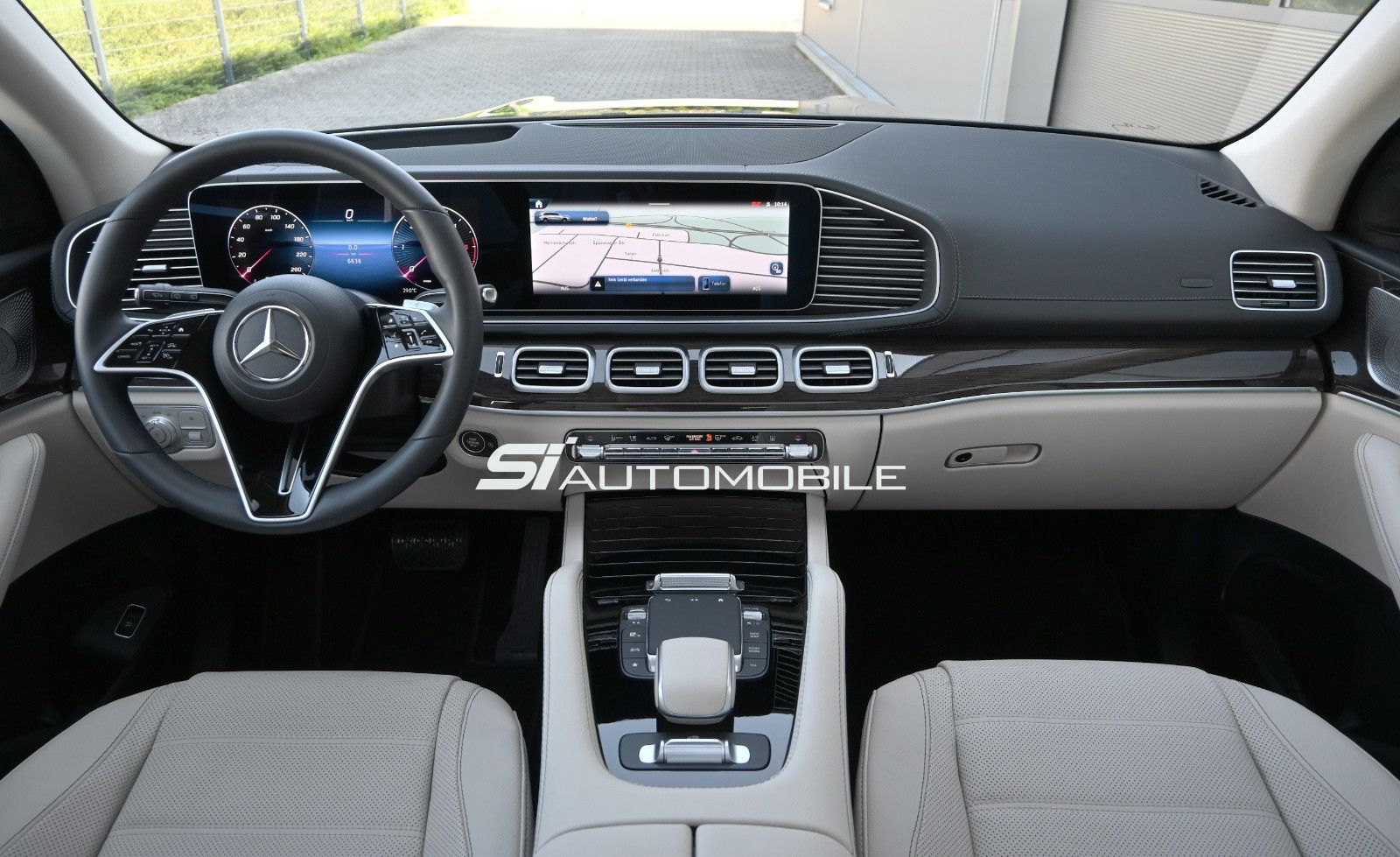 Fahrzeugabbildung Mercedes-Benz GLS 450 d 4MAT. °AHK°PREMIUM PLUS°STANDHEIZUNG°