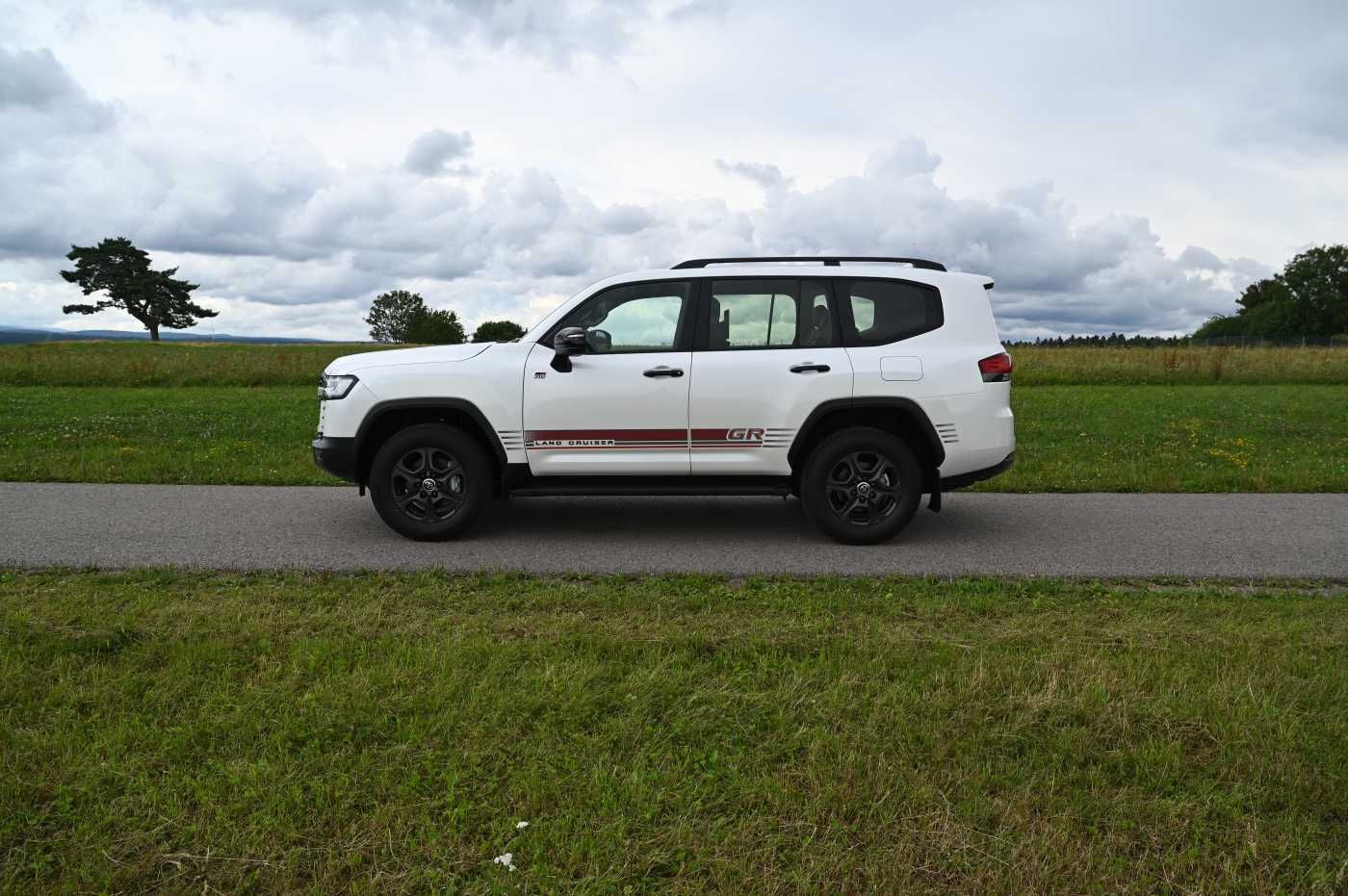 Toyota Land Cruiser 3.5 Twin Turbo GR-S NESTLE OFFROAD imagem 2