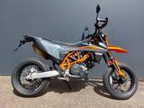 KTM 690 SMC R