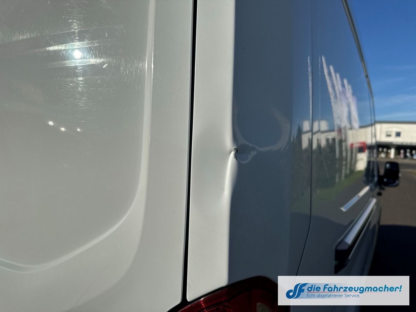 Fahrzeugabbildung Ford Transit Kasten 350 L3 Trend AHK DAB SHZ *EXPORT