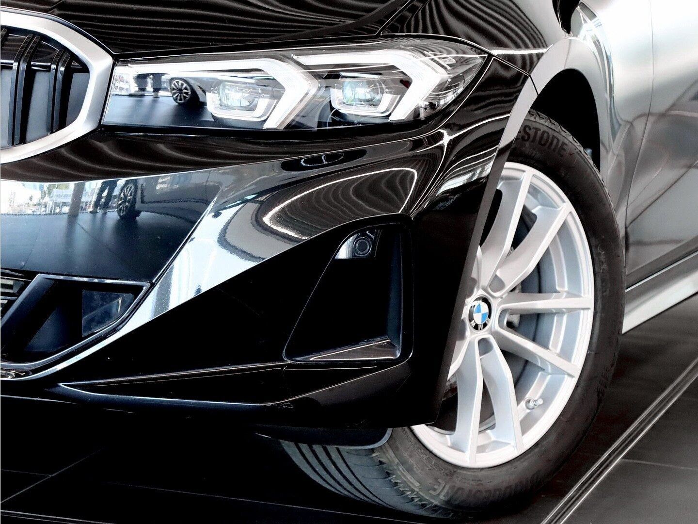 BMW 320d Touring, Head-Up foto 6