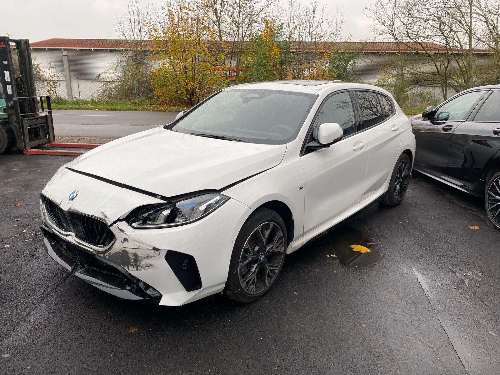 BMW 120 d Msport Panorama/AdapLED/AppleCar/ACC/Kamer