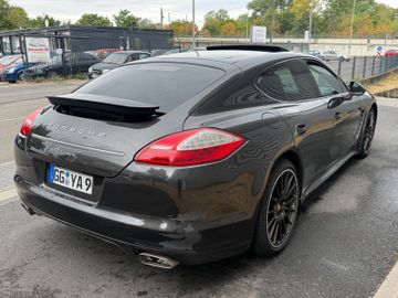 Porsche Panamera - 5