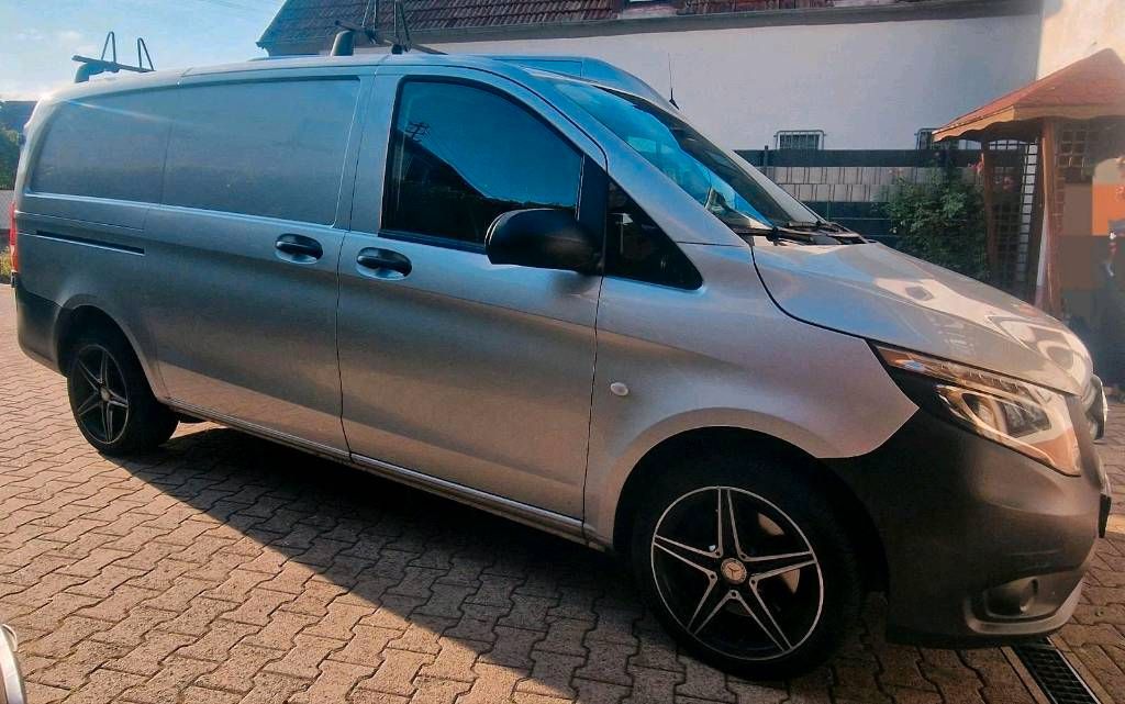 Image of Mercedes-Benz Vito