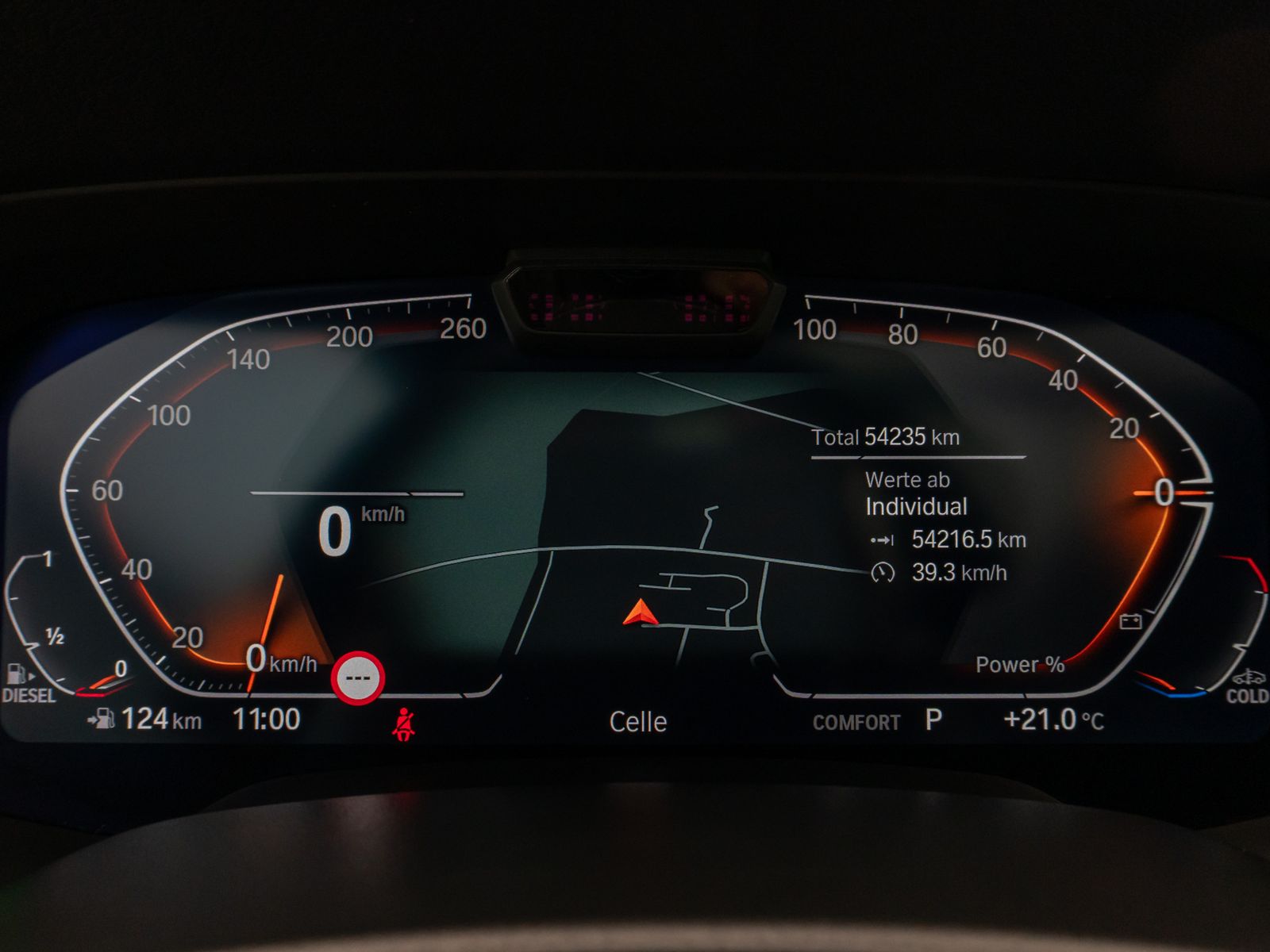 Fahrzeugabbildung BMW X5 xD30d M Sport Panorama 360°HUD HiFi Komfort