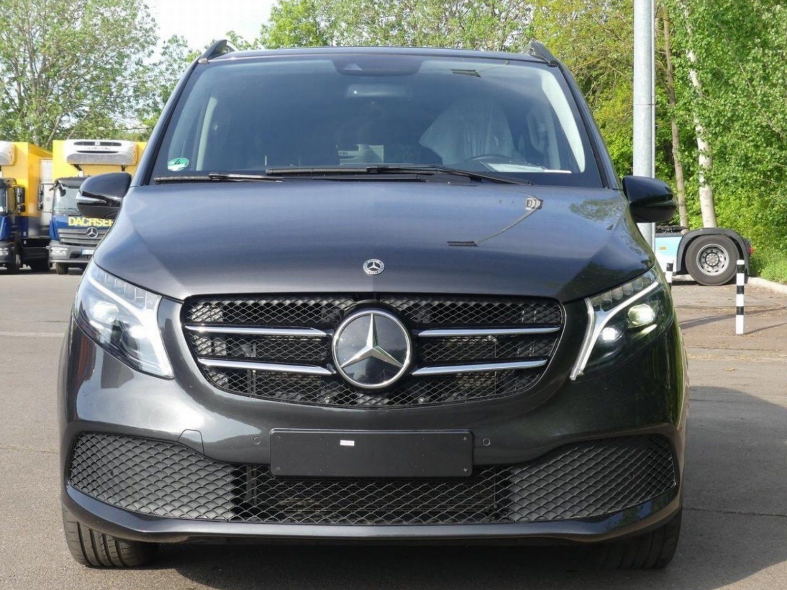 Fahrzeugabbildung Mercedes-Benz V 300 d L EDITION DISTRO AHK MBUX ILS el.Heckkla