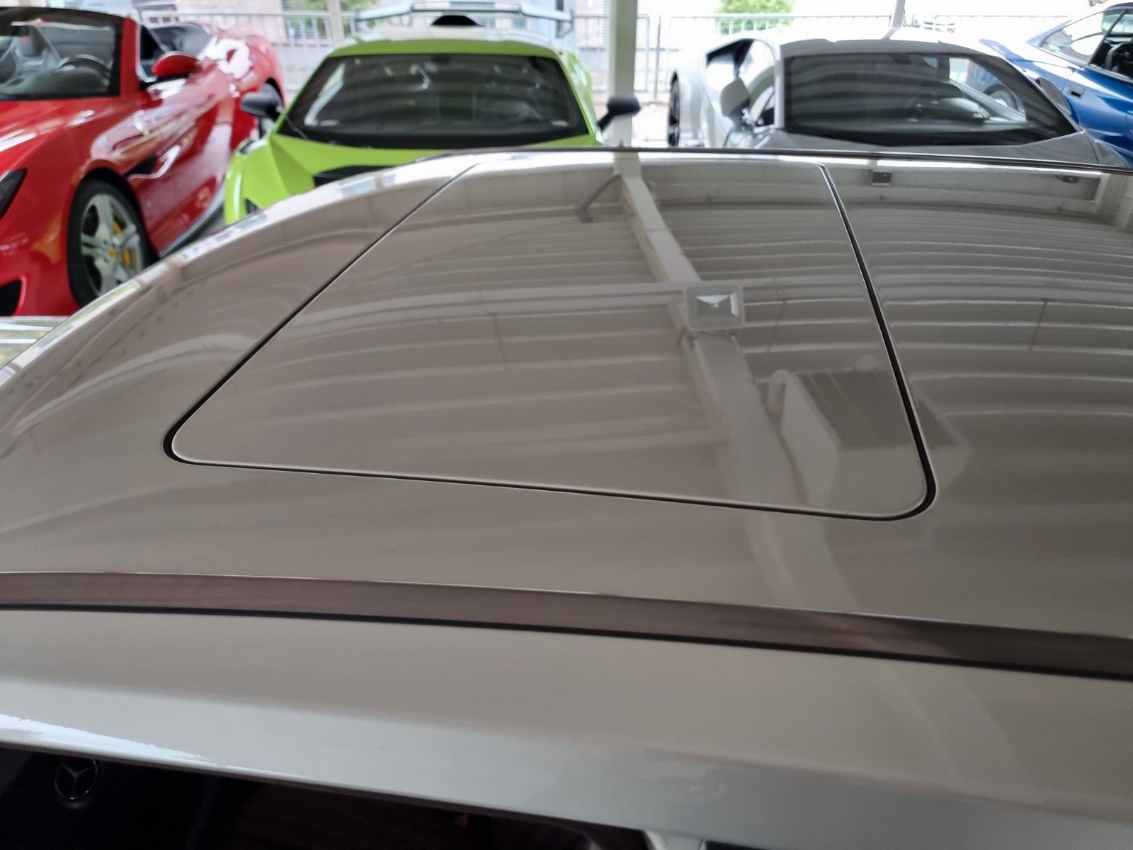 Fahrzeugabbildung Mercedes-Benz 230 E/Schiebedach/AHK/H-Zul./Sehr schöner Zust.