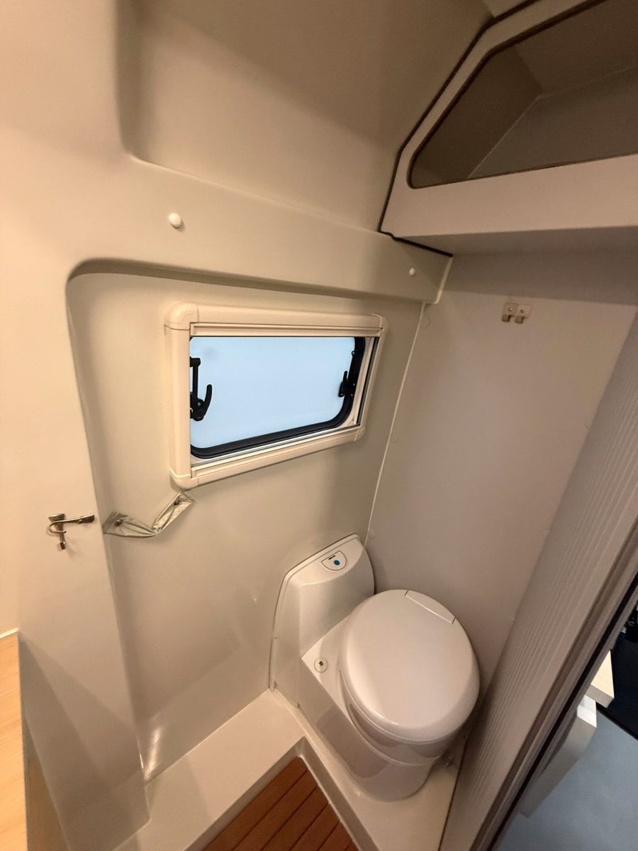 Fahrzeugabbildung Karmann Dexter DE 600 Automatik  160 PS