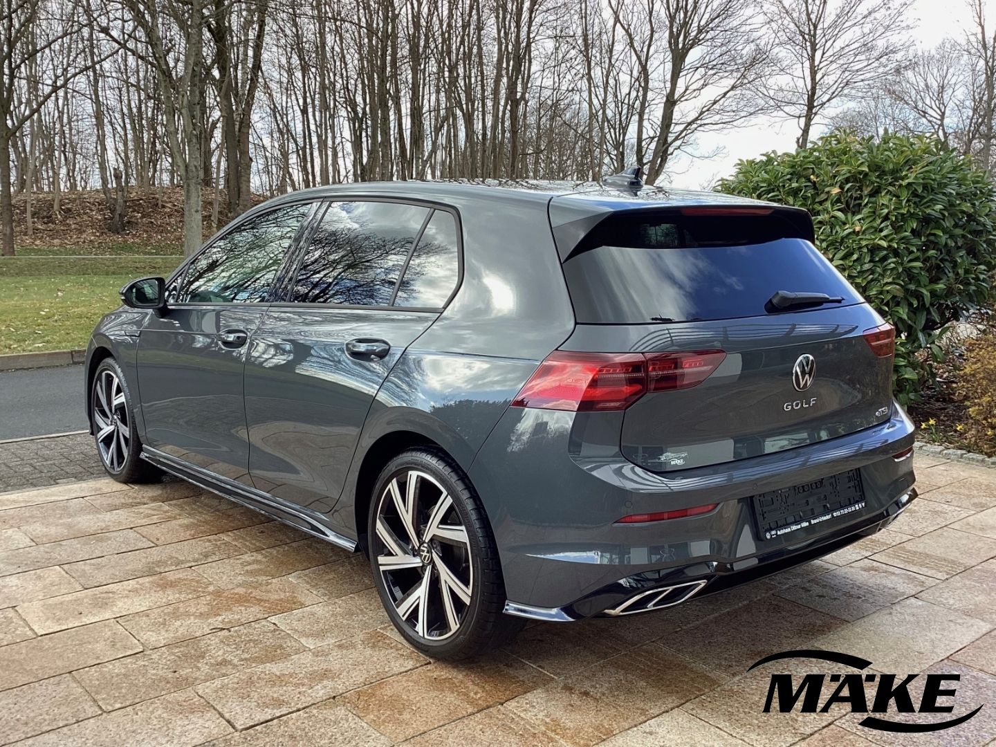 Golf R-Line 1.5 eTSI DSG ACC IQ.L NAV RFK