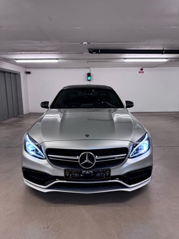 Mercedes-Benz C 63 AMG Mercedes-AMG C 63 S