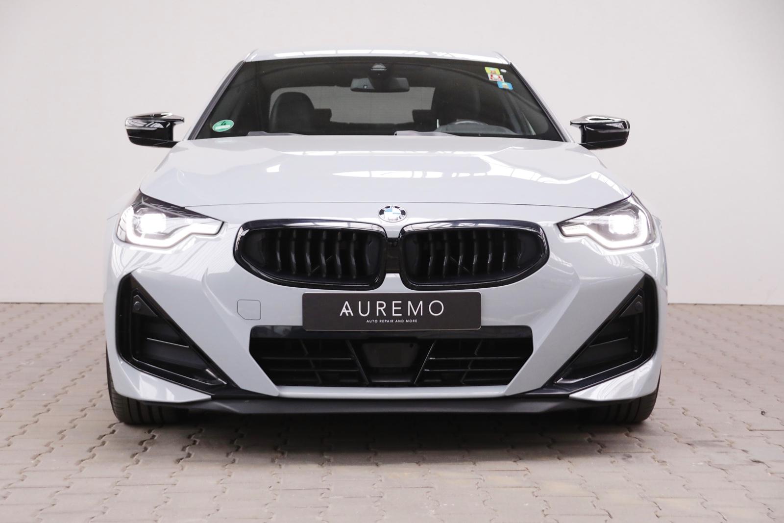 BMW M240i