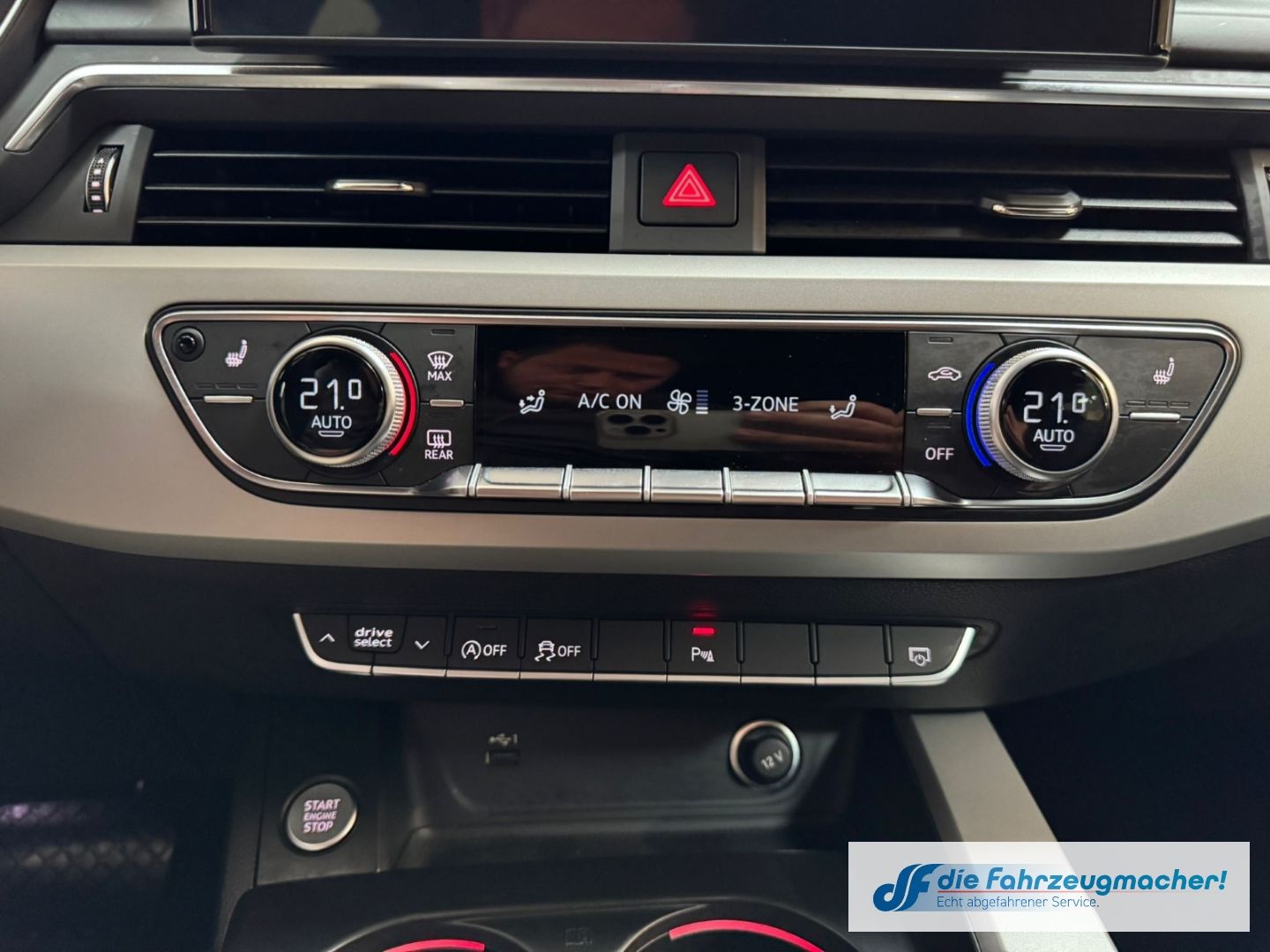 Fahrzeugabbildung Audi A4 Avant 40 TDI quattro S line 2.0 EU6d StandHZG