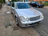 Mercedes-Benz Mercedes  e240 - Mercedes-Benz E 240 in Essen