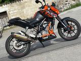 KTM Duke 125 - KTM DUKE 125