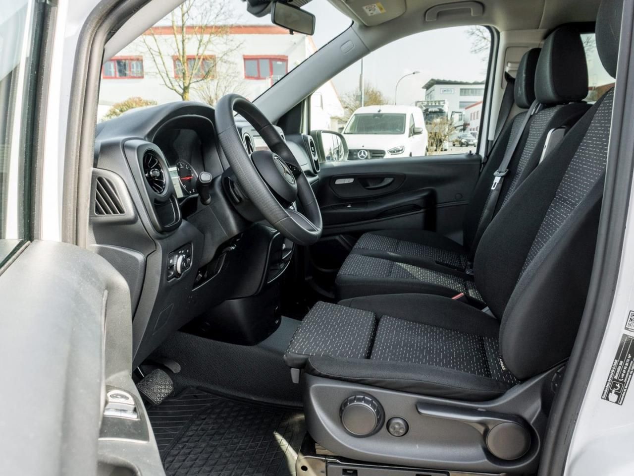 Mercedes-Benz Vito 114 CDI Tourer PRO Lang Navi Kamera 8-Sitze foto 19