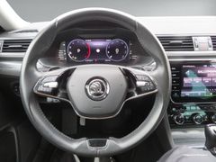 SKODA Superb Combi 2.0 TDI Style Business Ahk ACC Rfk SKODA Superb Combi 2.0 TDI Style Business Ahk ACC Rfk