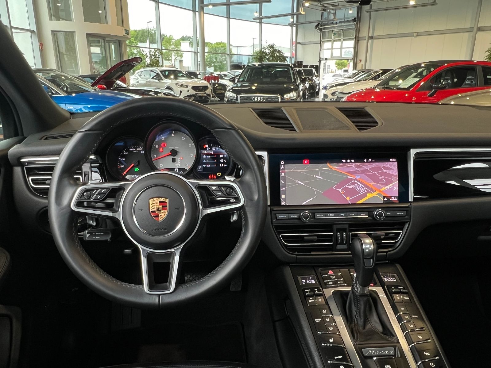 Fahrzeugabbildung Porsche Macan S Allrad PANO NAVI BOSE 21''