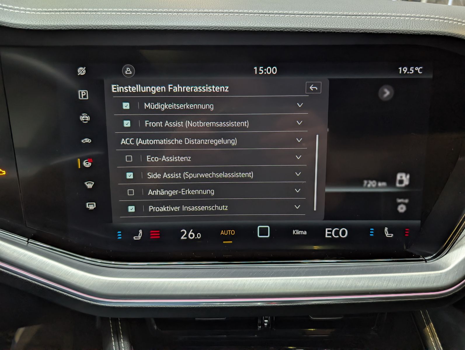 Fahrzeugabbildung Volkswagen Touareg 3.0TDI 4M R-Line VOLL Black 22" UPE 114T