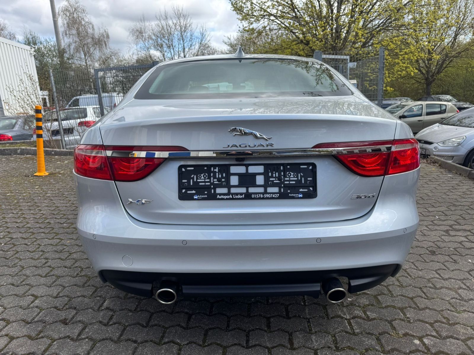 Fahrzeugabbildung Jaguar XF 30d 300PS Prestige Automatik LED+HUD+ACC+Lane