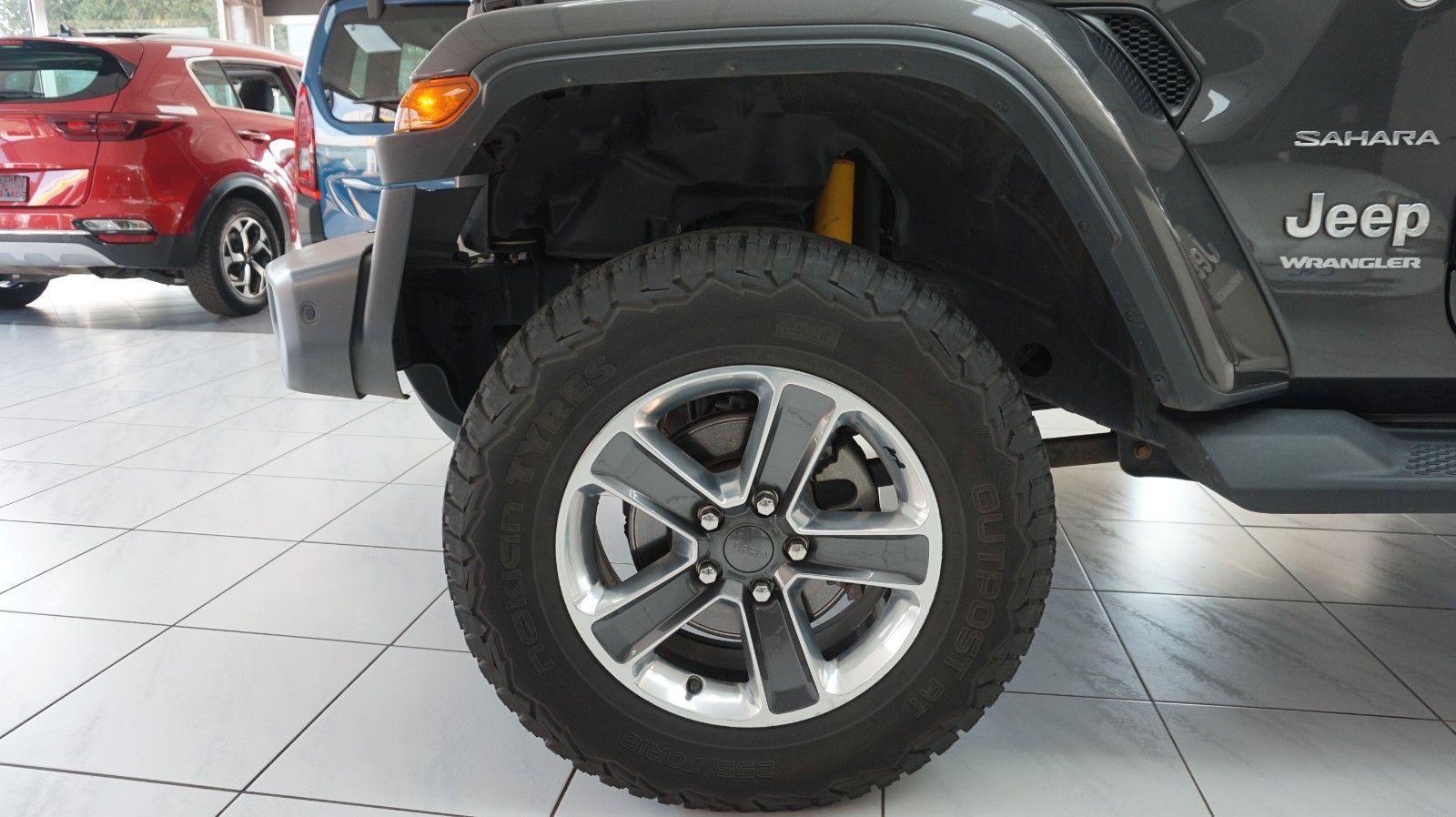Fahrzeugabbildung Jeep Wrangler Unlimited Sahara TÜV neu Cabrio